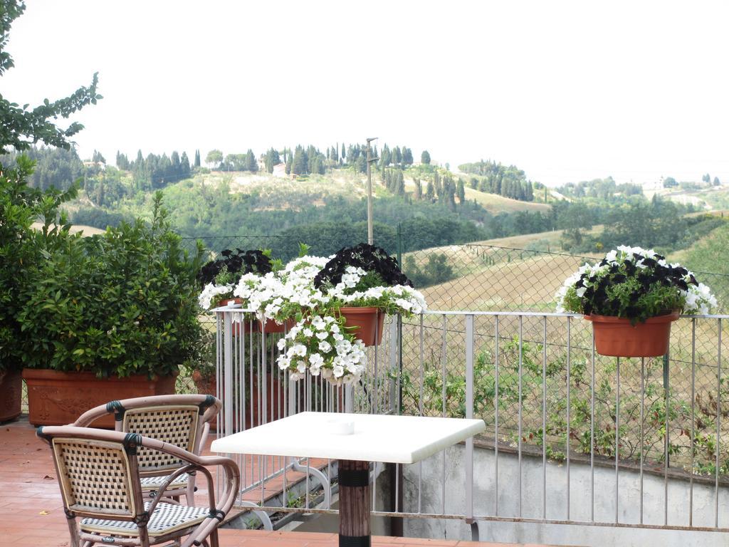 Locanda Le Boscarecce Castelfiorentino Quarto foto