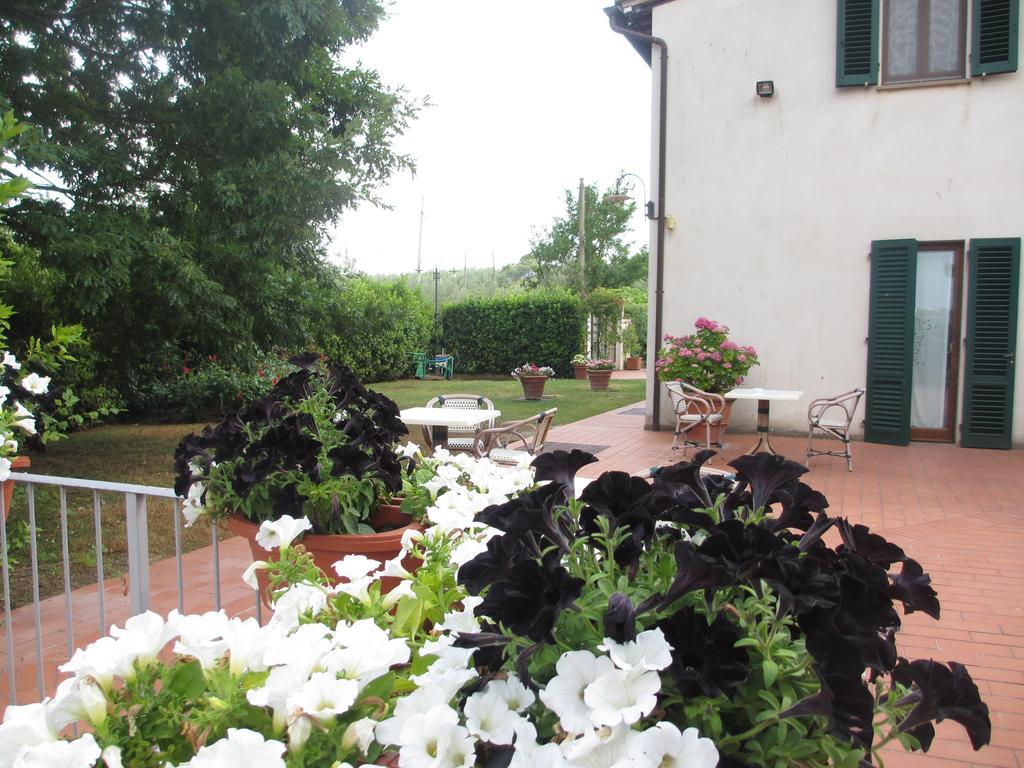 Locanda Le Boscarecce Castelfiorentino Quarto foto