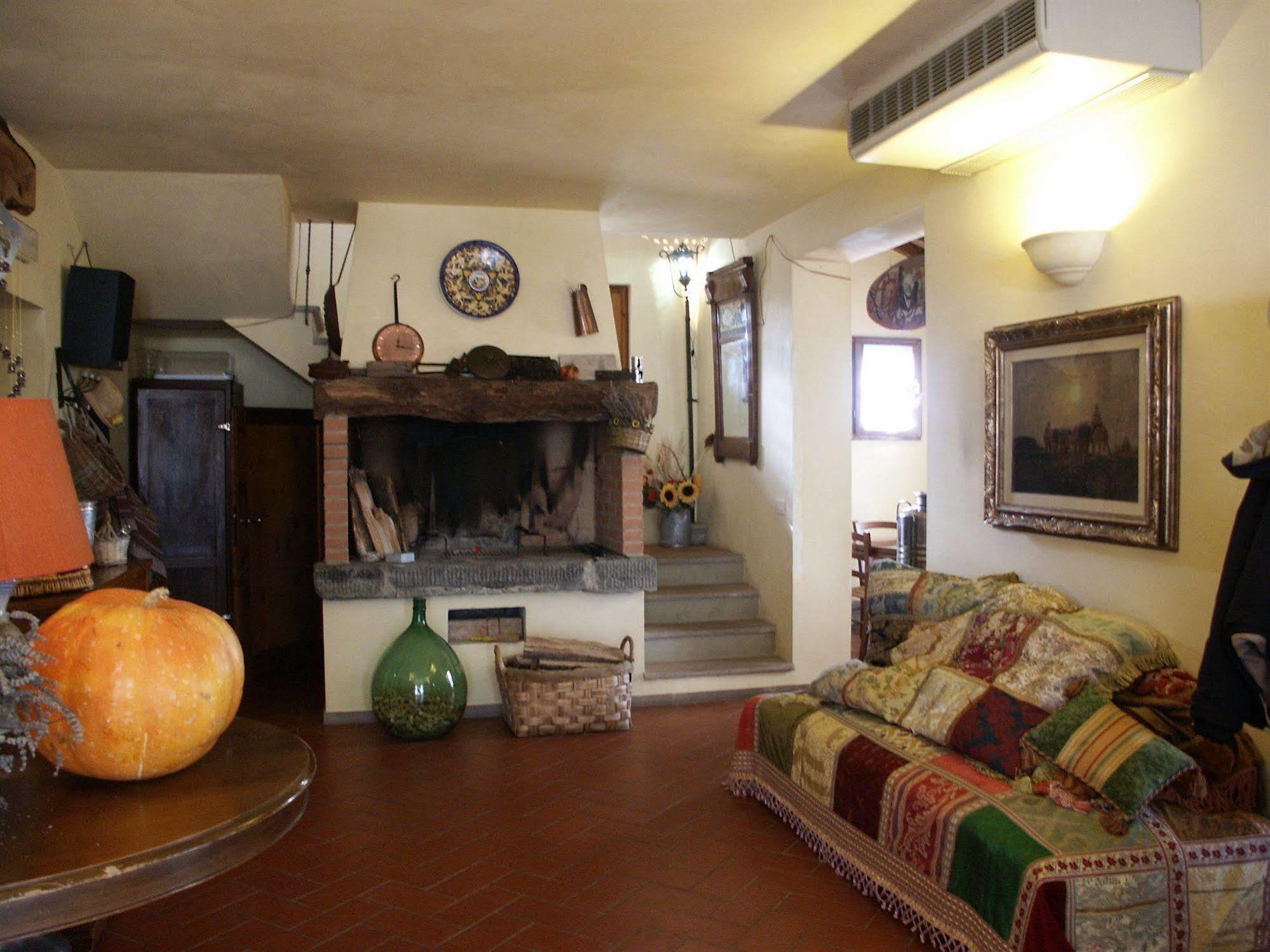 Locanda Le Boscarecce Castelfiorentino Exterior foto