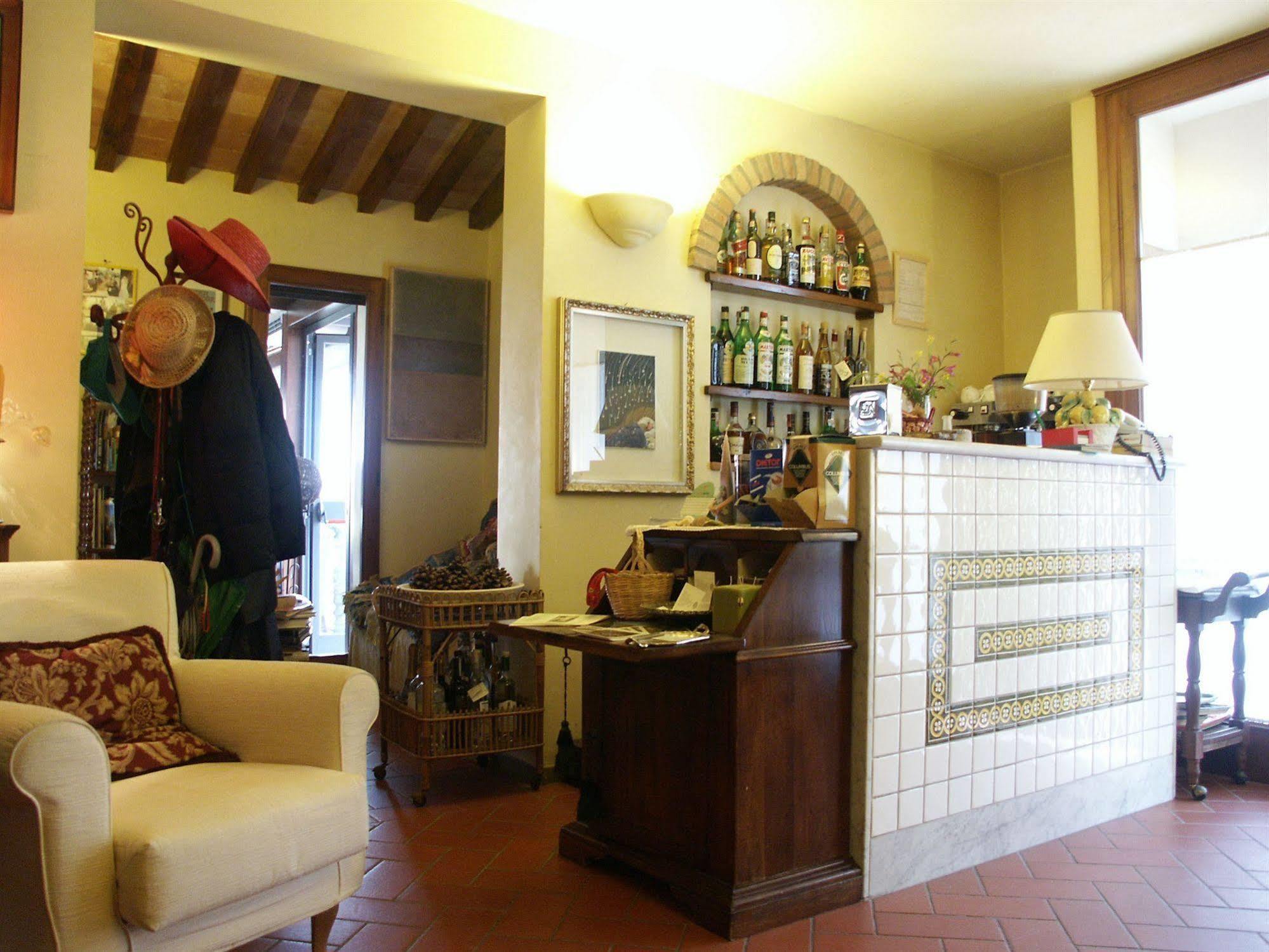 Locanda Le Boscarecce Castelfiorentino Exterior foto