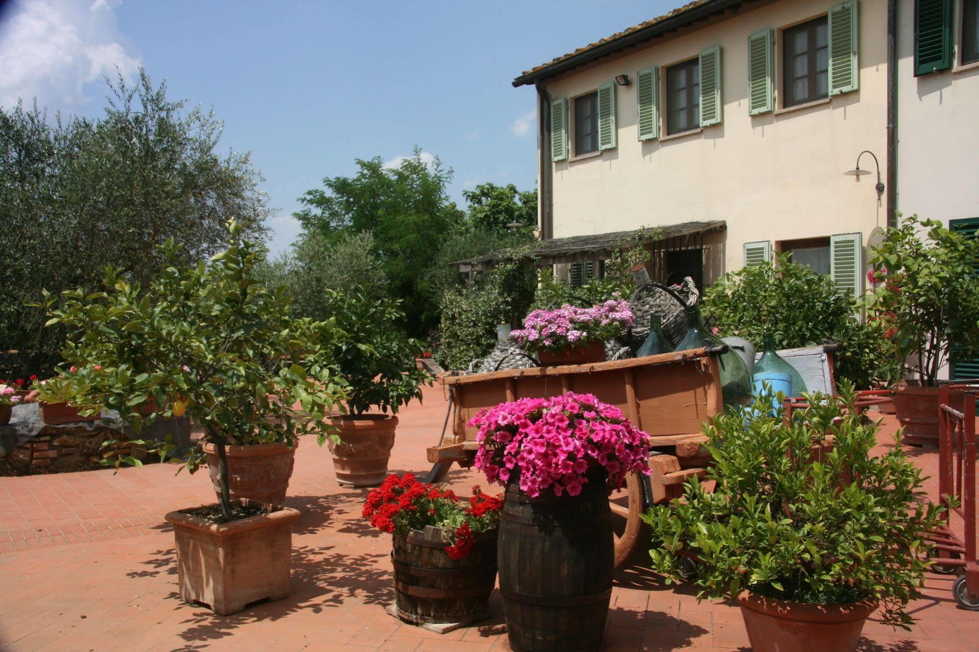 Locanda Le Boscarecce Castelfiorentino Exterior foto